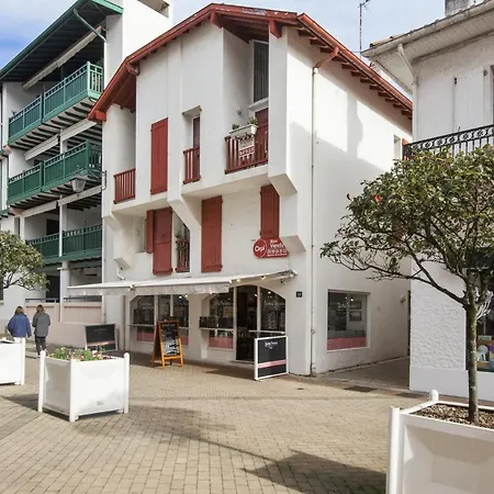 Apartment Studio 150m From The - - Welkeys