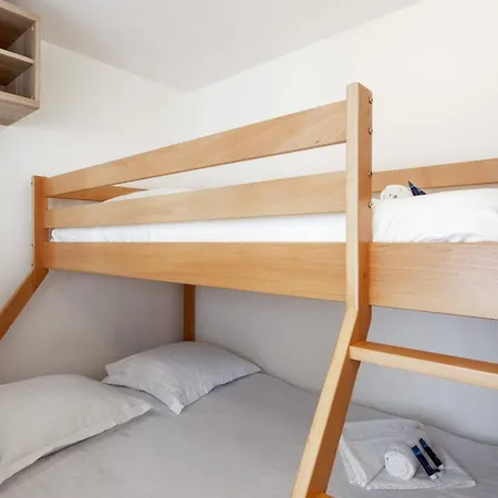Studio 150m From The - - Welkeys Apartment *